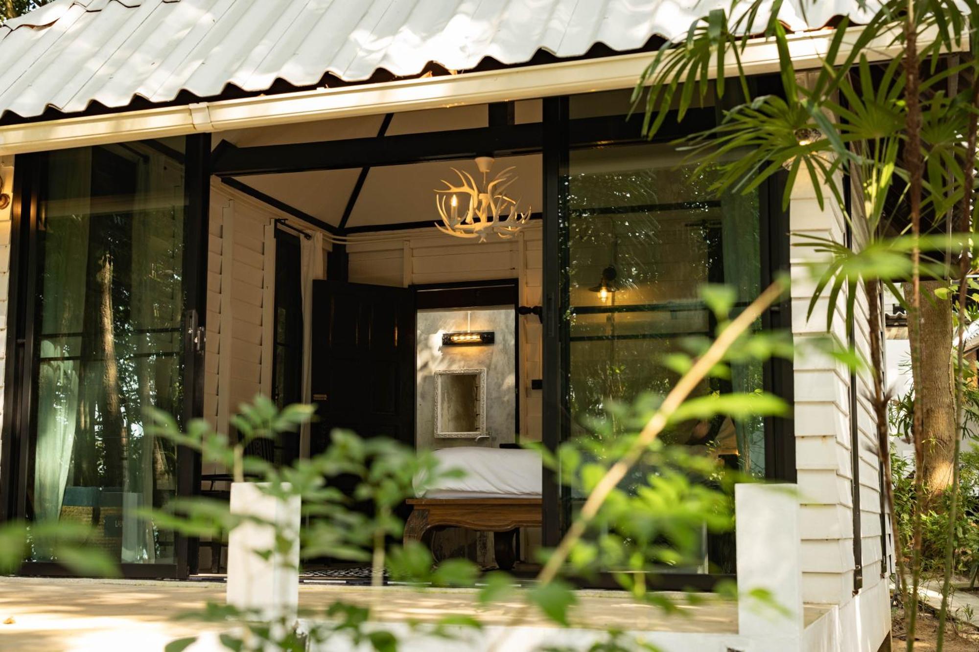 Barefoot Project Formerly Baan Klong Kleng Đảo Ko Phayam Ngoại thất bức ảnh