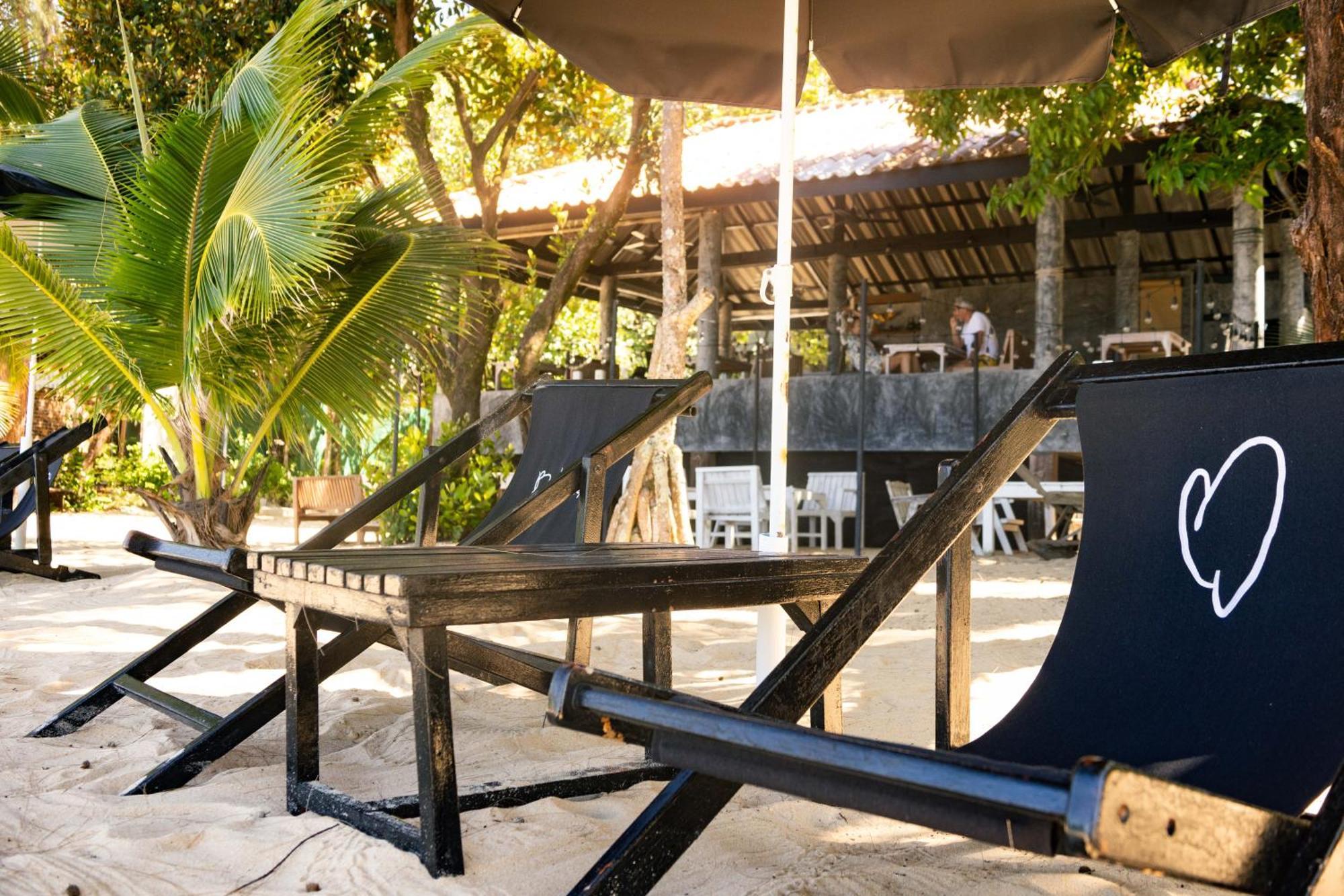 Barefoot Project Formerly Baan Klong Kleng Đảo Ko Phayam Ngoại thất bức ảnh